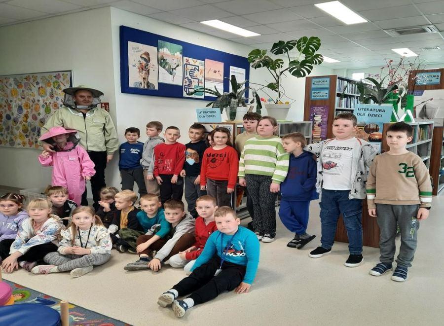 Spotkanie z pszczelarzem